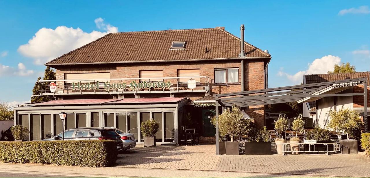Hotel Haus Hubertus Elsdorf Buitenkant foto